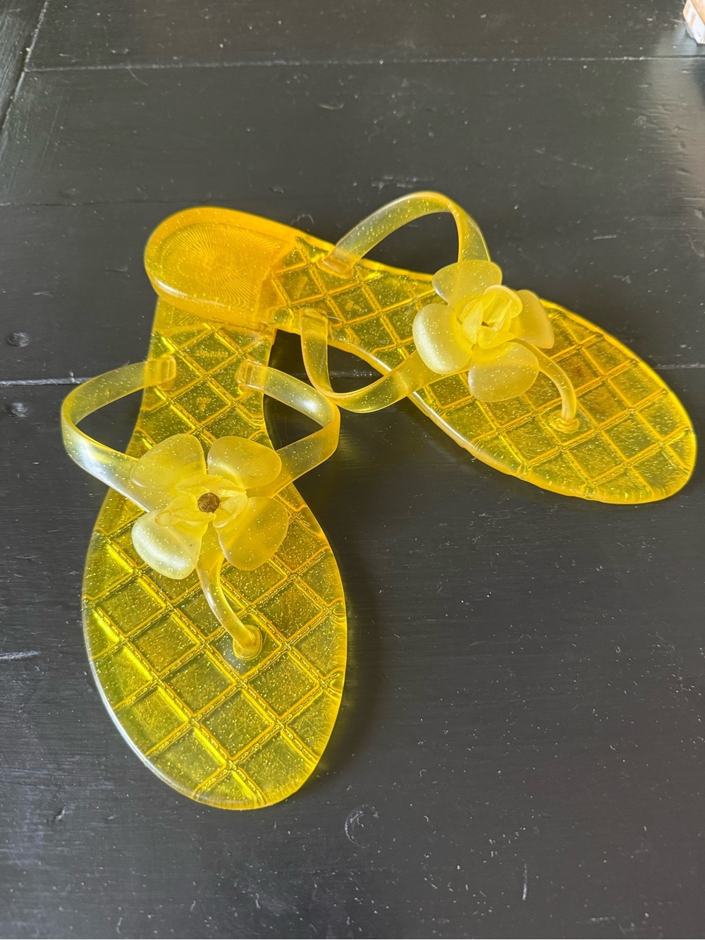 Max Rave Yellow Glitter Floral Jelly Sandals